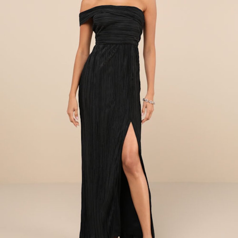 NWT - Lulus Poised Performance Black Plisse One-shoulder Maxi Dress